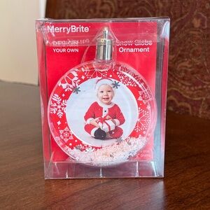Merry Brite Design Your Own Snow Globe Ornament Holds One 2.25” Photo - NEW
